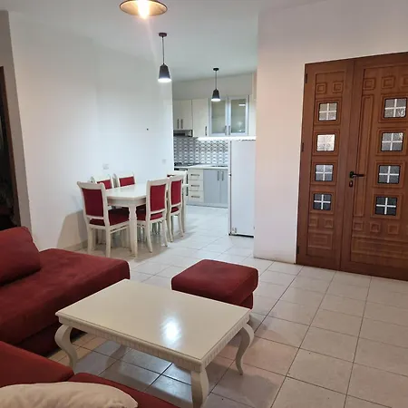 شقة Fabio's Apartment-tirane تيرانا